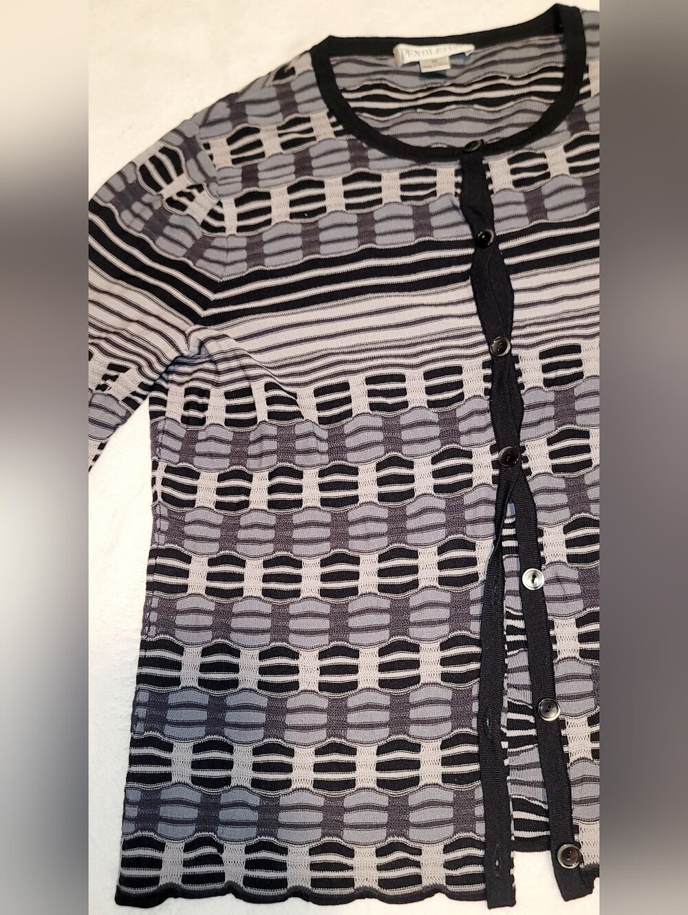 PENDLETON Rayon/Nylon Button Down Sweater Womens Size Med Black & Grey - Picture 2 of 10